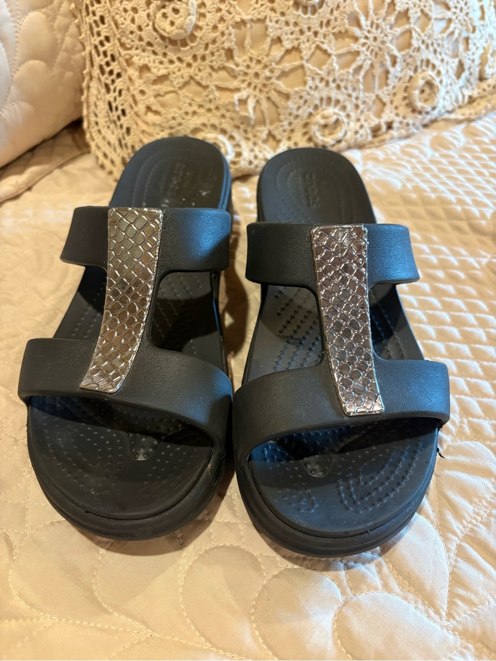 Crocs Women's Monterey Metallic Slip-On Wedge Sandal size 9
